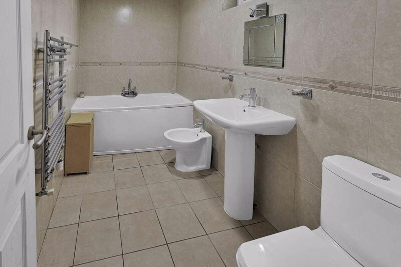 35 Plover Close, Rochdale, OL11 5PU